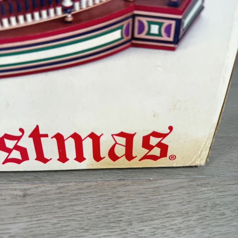 Mr. Christmas Holiday Around The Carousel Musical Animated 30 Songs 2002 China